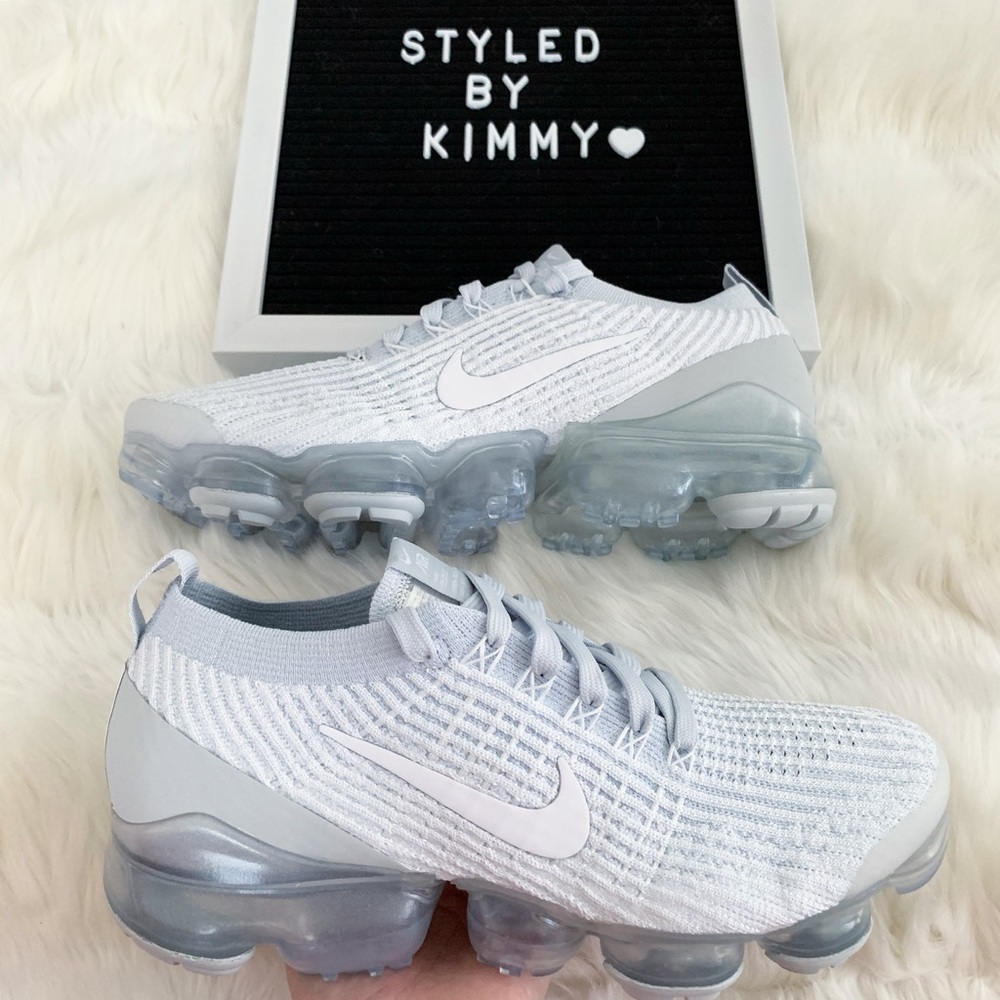 🌸 Nike AIR Vapormax Flyknit Sneakers Shoes White - Picture 3 of 8